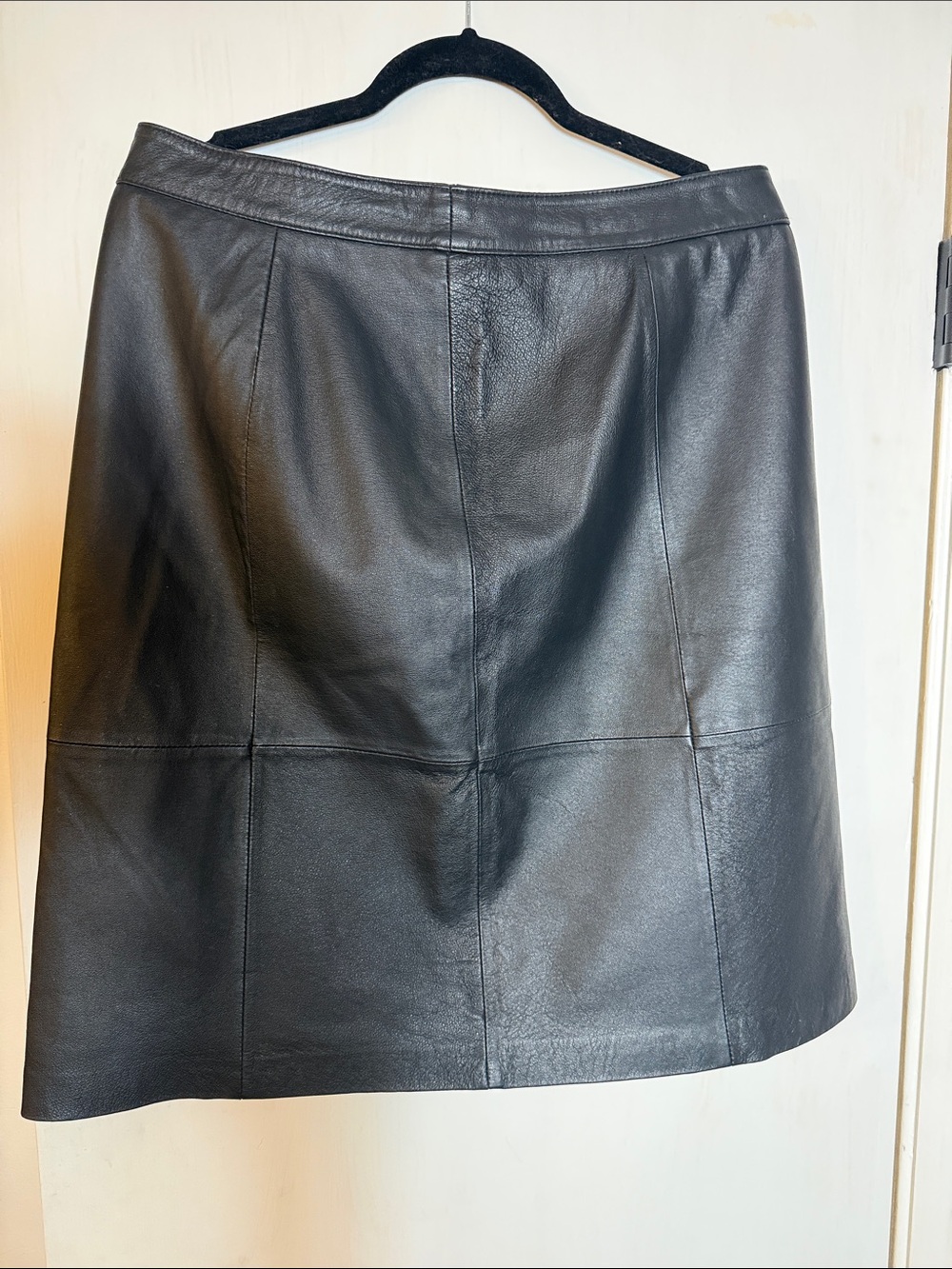 Liz Claiborne Black Leather A-Line Skirt